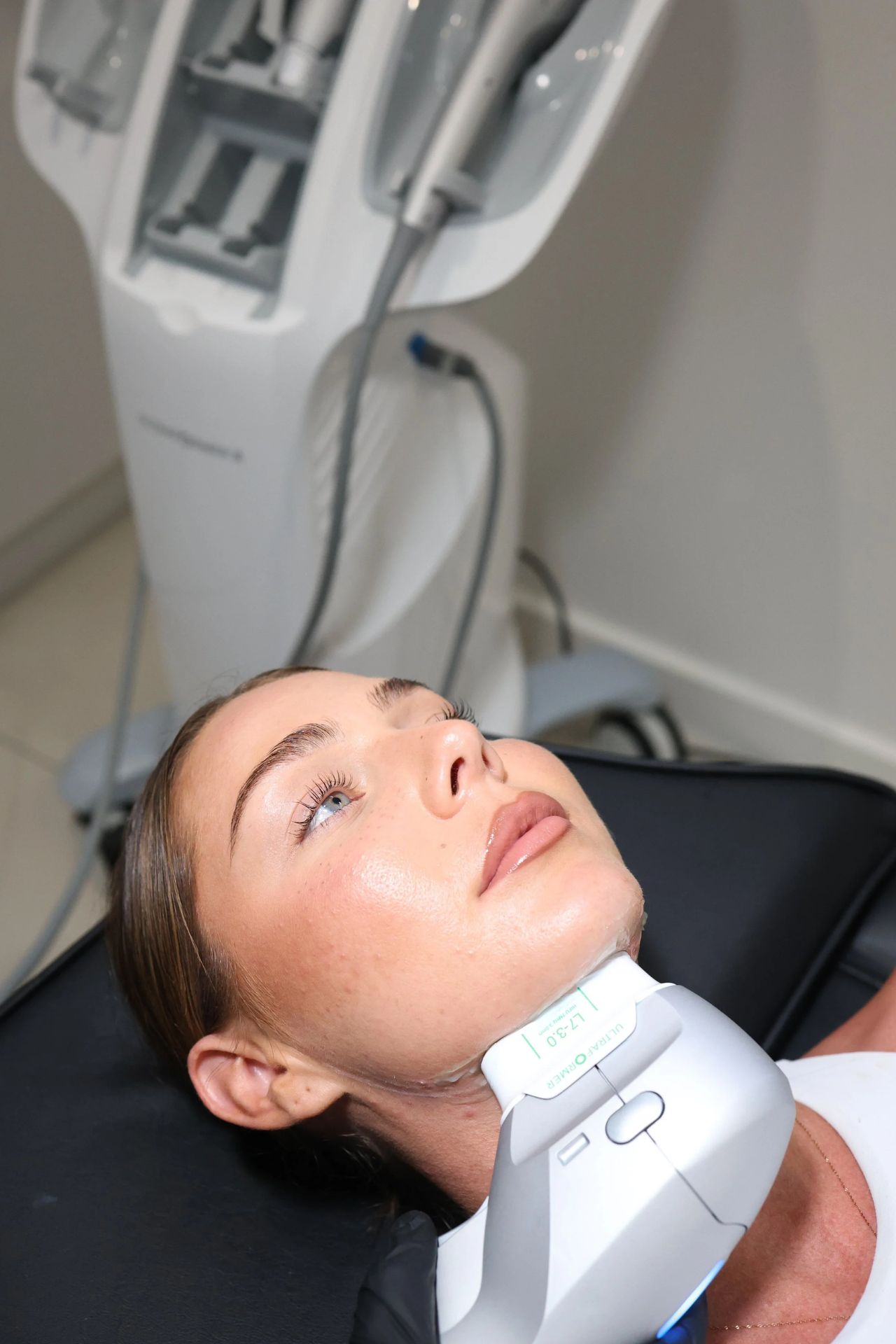 Tratamiento estético facial en Clínica Lart, Valdivia